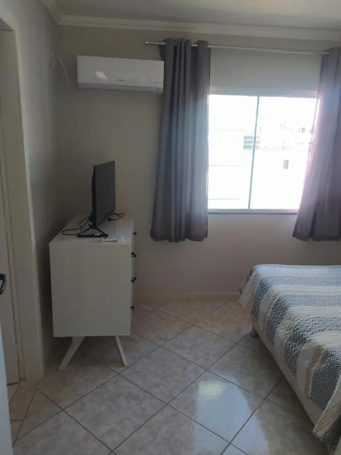 Casa de Férias Imovel Ideal Para Suas Ferias Em Canto Grande Bombinhas