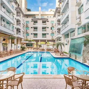 Flat Com Piscina Termica No Summer Apartamento
