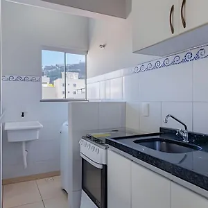 A 190m Da De - 202 Apartamento
